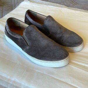 Vionic slip on sneakers “MIDI HOLIDAY” brown suede velvet 9.5 casual shoes